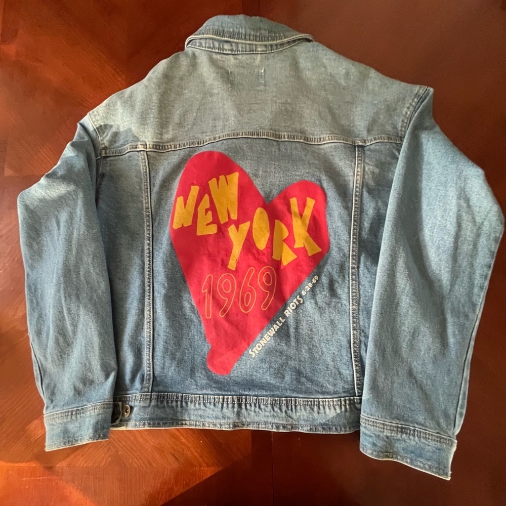 2019 Stonewall 50th Anniversary Denim Trucker Jacket XXL NWOT - Picture 1 of 5